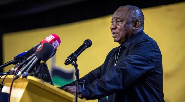 Ramaphosa-déclare-l_état-d_urgence-économique