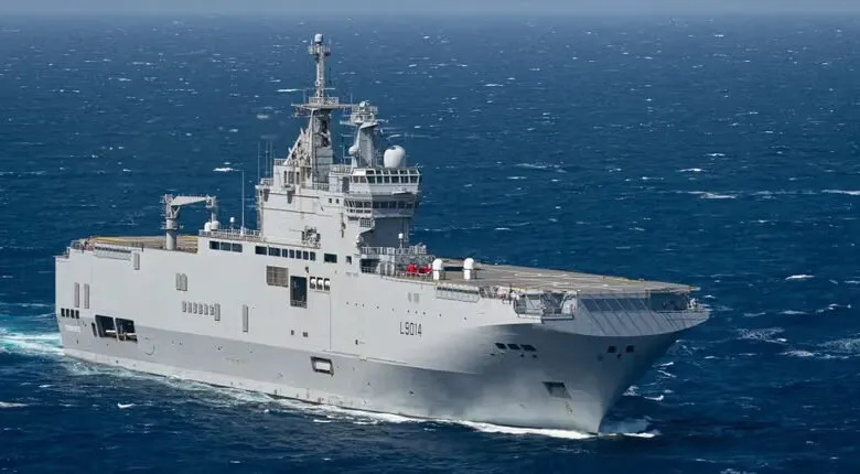 Un-navire-de-guerre-français-arrive-au-Ghana-pour-un-exercice-militaire-de-quatre-jours-