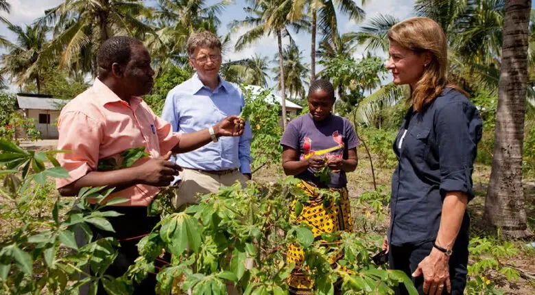 Bill-Gates-promet-1_4-milliard-de-dollars-pour-aider-les-agriculteurs