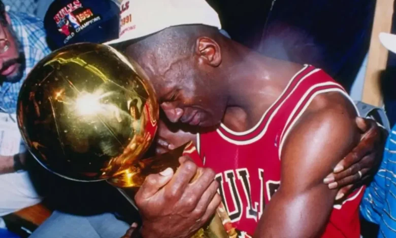 De fainéant à légende – l’insulte qui a fait de Michael Jordan le meilleur athlète du monde