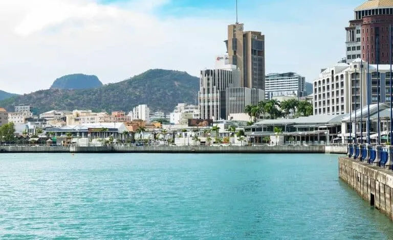 Les 10 pays africains les plus stables présentant les risques politiques et économiques les plus faibles en 2025