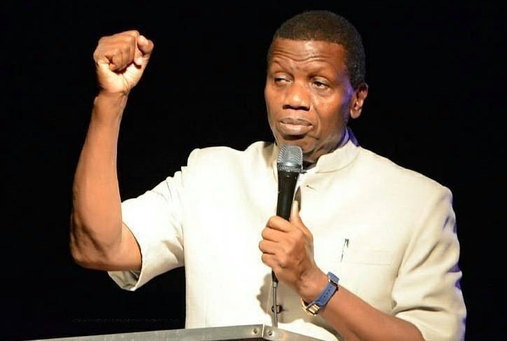 Le pasteur Adeboye raconte comment il a guéri une femme dans sa chambre d’hôtel