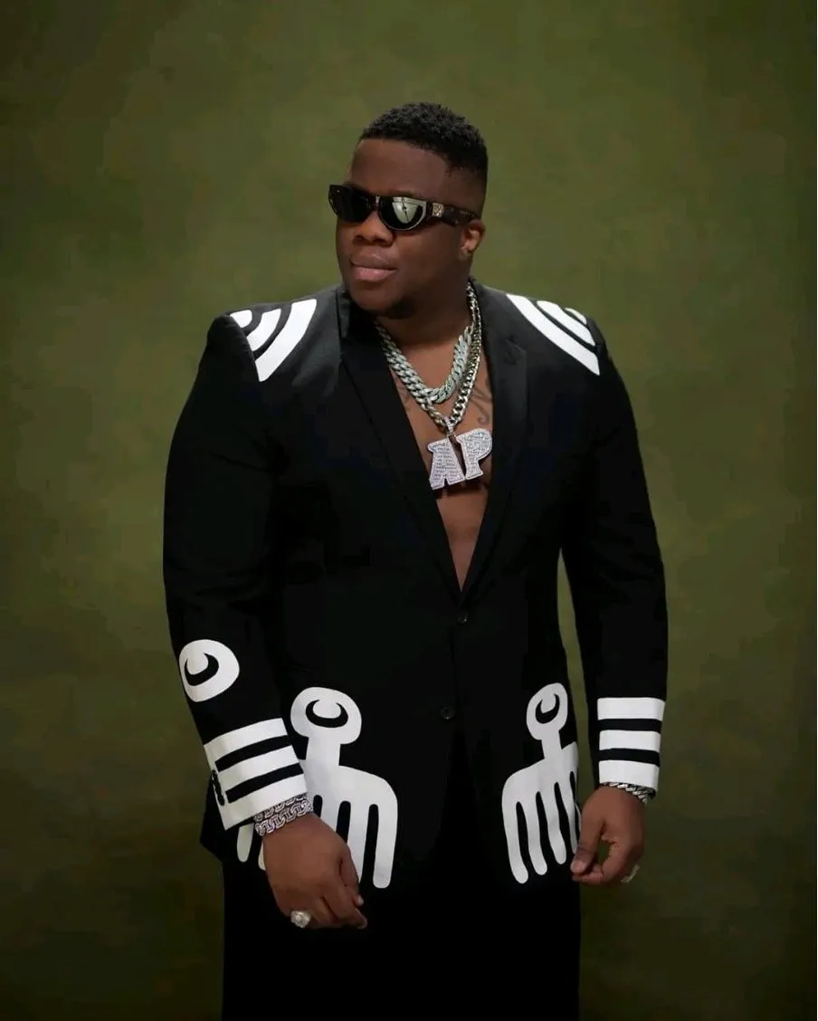 Apoutchou national : le phénomène ivoirien de l'influence sur les réseaux sociaux