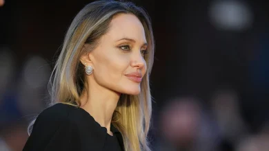 Angelina Jolie a-t-elle vraiment été remplacée par un « clone » ? Ce qu’il faut savoir!
