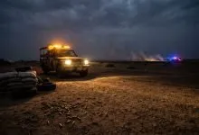 Illustration d'une attaque nocturne repoussée à Kukareta au Nigeria