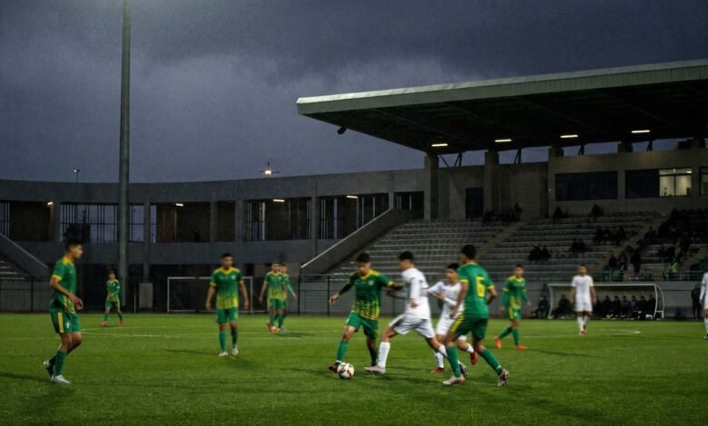 Illustration IA d’un match de football U17 entre l’Afrique du Sud et le Ghana