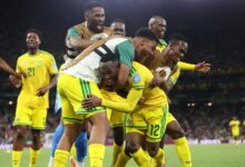 Des joueurs sud-africains célèbrent un but contre la Corée du Sud