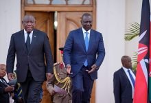 William Ruto lors d’une visite d’un centre de santé au Kenya
