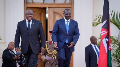 William Ruto lors d’une visite d’un centre de santé au Kenya