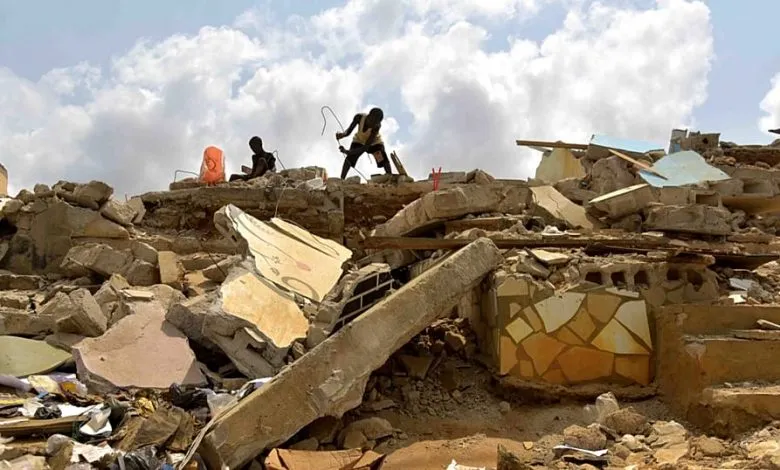 Maisons démolies dans un quartier d’Abidjan
