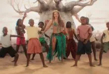 Shakira avec les Ghetto Kids dans le clip Dai Dai