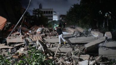 Degats apres un seisme a Caracas