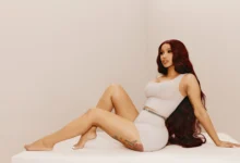 Cardi B révèle pourquoi elle a réduit ses injections aux fesses