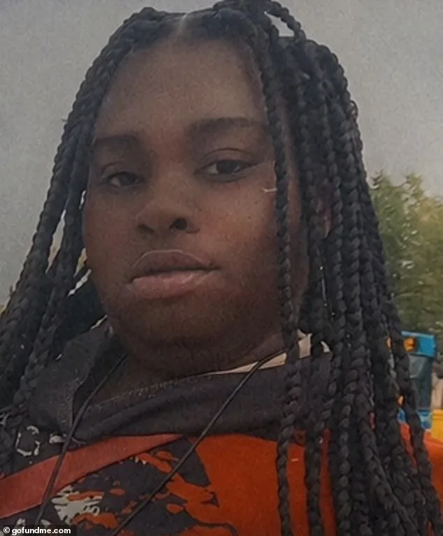 À seulement 15 ans, elle massacre 5 membres de sa famille avec son petit ami