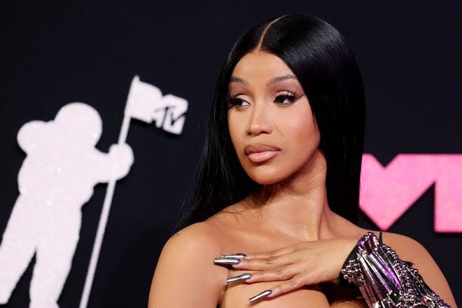 « Si mon fils met une fille enceinte, il quitte la maison sur-le-champ », déclare Cardi B