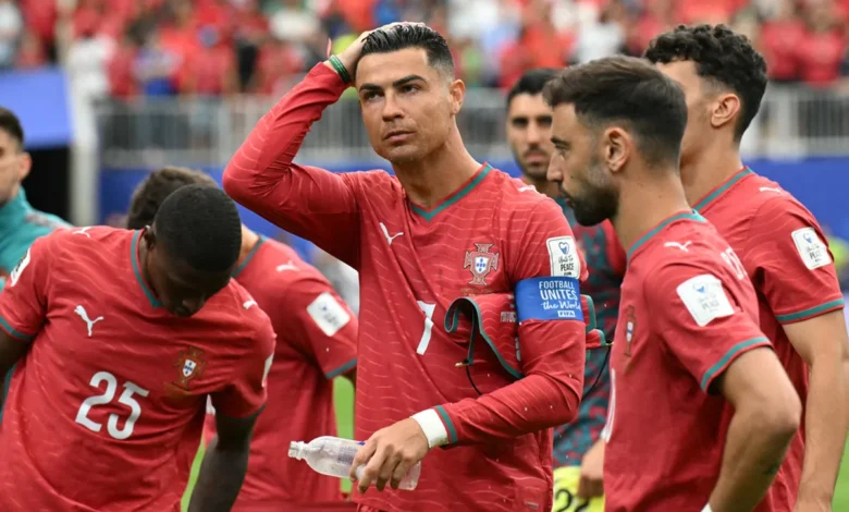 Une légende du football accuse les joueurs portugais de boycotter Cristiano pendant la Coupe du monde