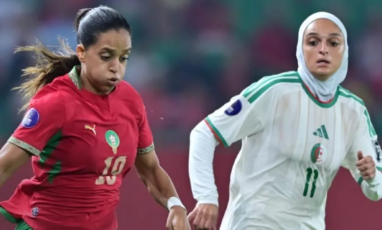 Une joueuse du Maroc et une joueuse de l’Algérie pendant le derby de la CAN féminine 2026