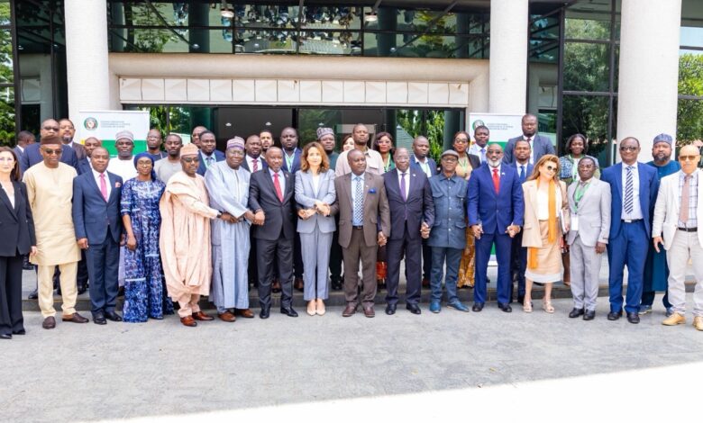 Réunion de responsables de la Cédéao, du Maroc et de la Mauritanie sur le gazoduc Nigeria-Maroc