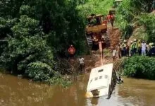 Le car tombé dans le fleuve Bafing pendant les opérations de secours en Côte d’Ivoire