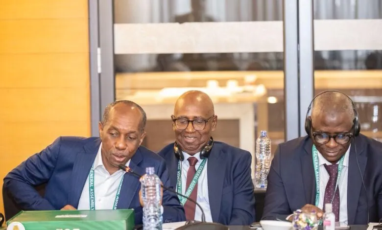 Des responsables du football guinéen lors d’une réunion liée au dossier CAF