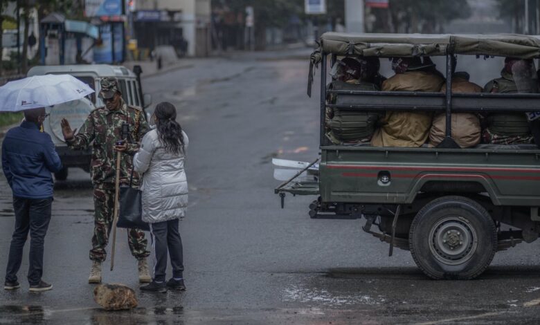 Des policiers kenyans déployés à Nairobi avant les manifestations Saba Saba