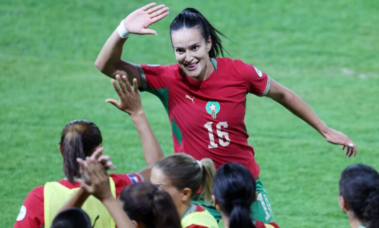 Maryame Atiq célèbre un but du Maroc contre le Kenya