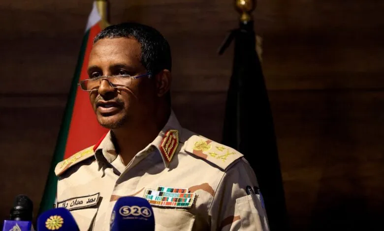 Mohamed Hamdan Dagalo, dit Hemedti, lors d’une prise de parole publique