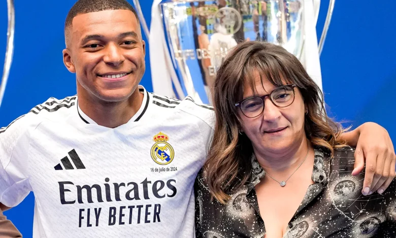 Football – La mère de Mbappé confisque des téléphones portables à Caen