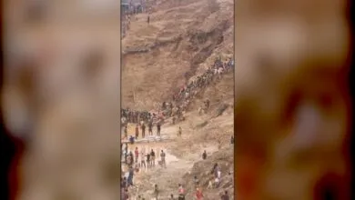 Recherches sur le site de la mine effondrée à Zamboye en Centrafrique