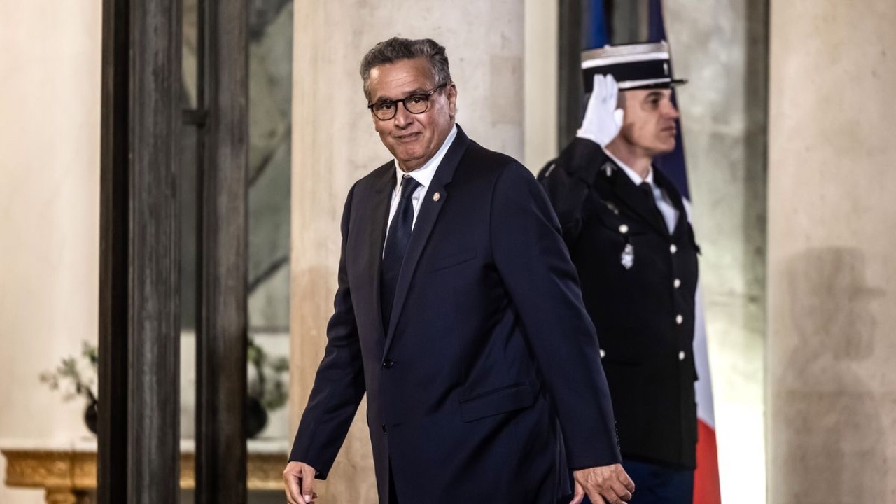 Maroc : Aziz Akhannouch rappelé de vacances en pleine crise à Ceuta