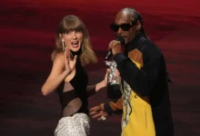 Taylor Swift reçoit un message inattendu de Snoop Dogg à transmettre à Travis Kelce