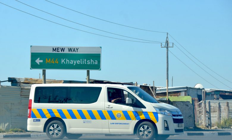 Véhicule des forces de l’ordre à Khayelitsha, au Cap, en 2024, photo d’archive