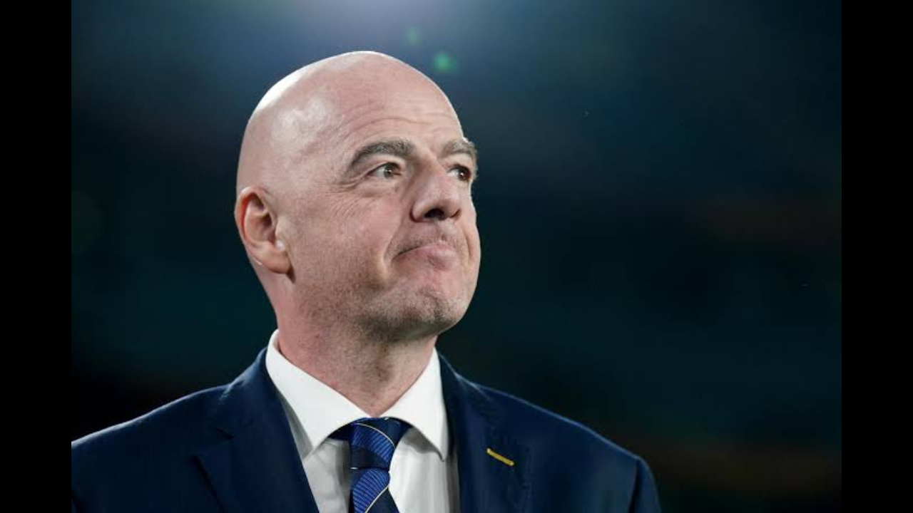 FIFA: Infantino accusé d’avoir perçu secrètement 1,3 M£ d’une société liée à la Coupe du monde