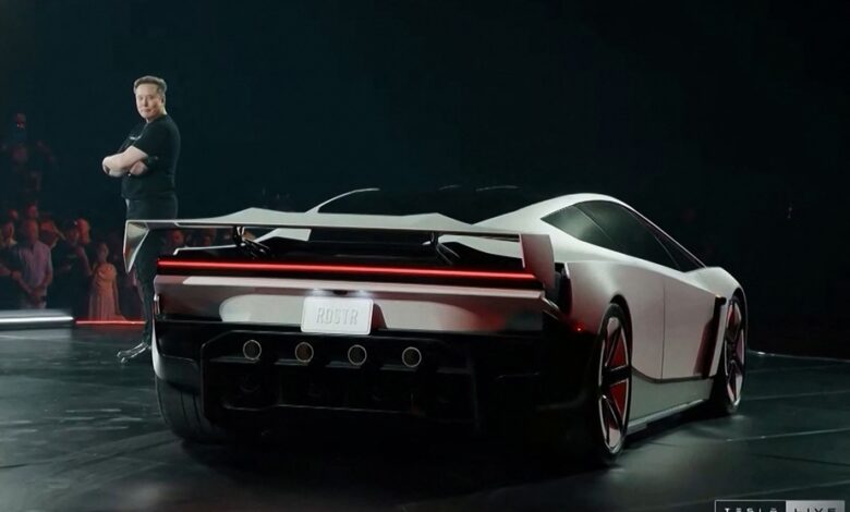 INCROYABLE – Tesla d&rsquo;Elon Musk dévoile la première voiture volante de l&rsquo;histoire