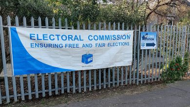 Bannière de la commission électorale sud-africaine à Paarl, photo d’archive