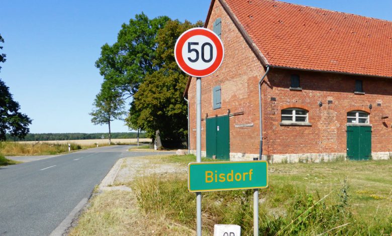 Panneau de limitation à 50 km/h à Bisdorf, photo d’illustration