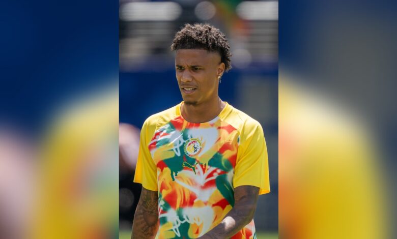 Ismaïl Jakobs en tenue de la sélection sénégalaise en juin 2026