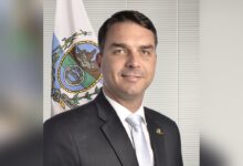 Portrait officiel de Flavio Bolsonaro en février 2019