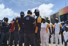 Participants à la récupération de la flamme des JOJ Dakar 2026 à Bargny