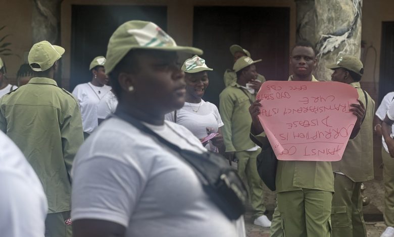 Membres du service national de la jeunesse au Nigeria lors d’une activité à Ibadan en avril 2026